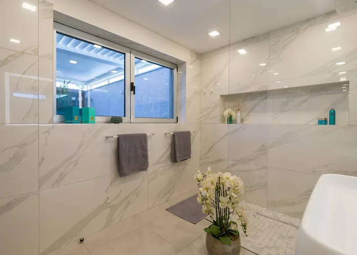 Будинок відпочинку Exclusive Designer In Maspalomas By Pride Плайя-дель-Інглес